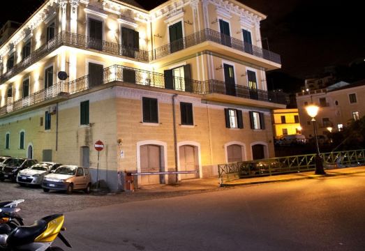 Appartamento a Vietri Sul Mare ID 3050Hotel Overview