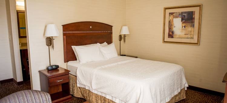 普洛弗史蒂文角欢朋酒店(Hampton Inn Plover-Stevens Point)图片