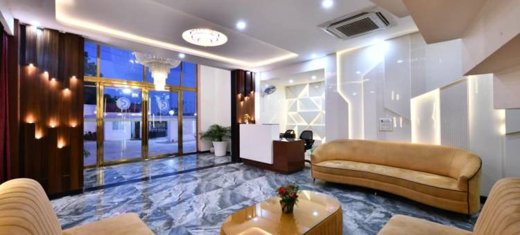 点击酒店纳拉亚纳(Click Hotel Narayana)图片