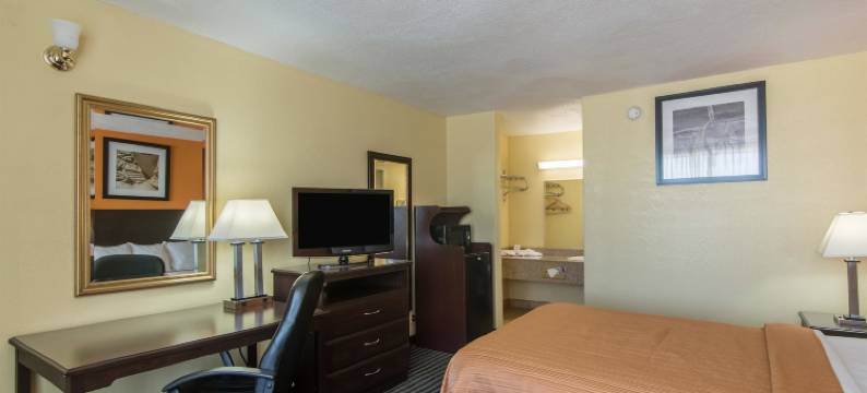 堪萨斯里博若 6 号汽车旅馆(Motel 6 Liberal, KS)图片