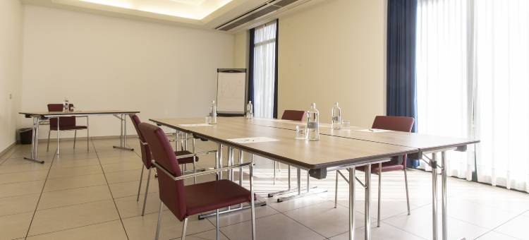 米兰马尔彭萨希尔顿逸林酒店(Doubletree by Hilton Milan Malpensa Solbiate Olona)图片