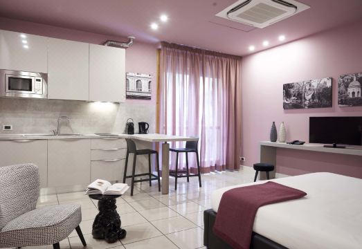 Leopoldo Residence Hotel Overview