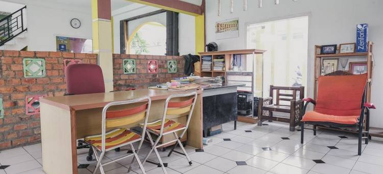 红多兹伊斯兰酒店-占碑白沙(RedDoorz Syariah @ Pasir Putih Jambi)图片