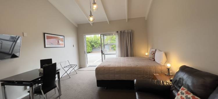 雪松汽车旅馆(Cedar Lodge Motel)图片