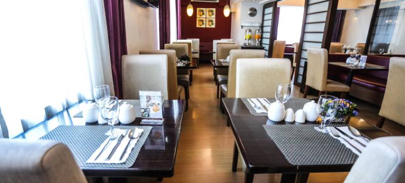 马来亚大酒店(The Malayan Plaza Hotel)图片