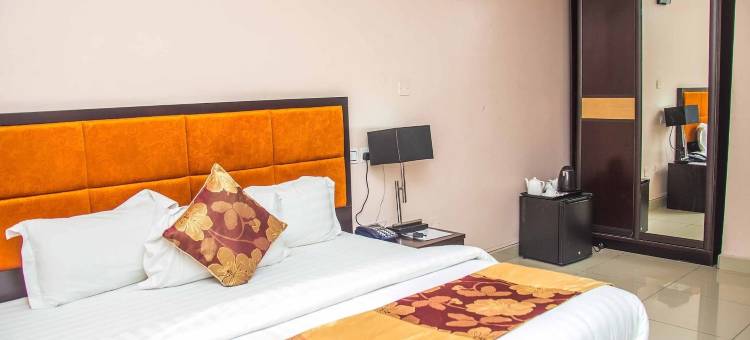 皇家克雷斯特套房酒店(Royal Crest Hotel & Suites)图片