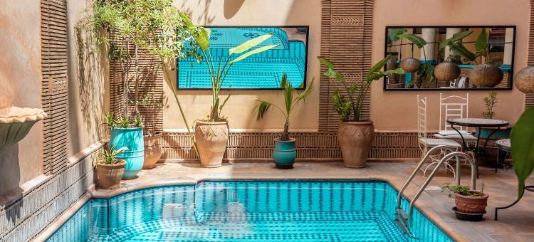 阿玛尼酒店套房及水疗中心(Amani Hotel Suites & Spa)图片