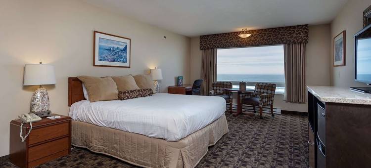 希洛纽波特套房酒店(Shilo Inn Suites Newport)图片