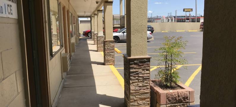 哈钦森汽车旅馆(Hutchinson Inn)图片