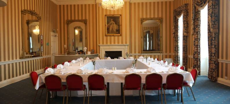 诺福克阿姆斯酒店(Norfolk Arms Hotel)图片