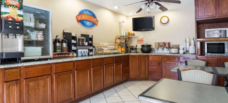 怀里卡温德姆呗盟酒店(Baymont by Wyndham Yreka)图片