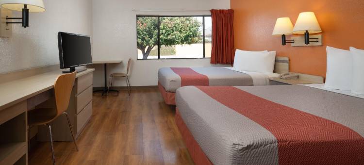 圣西蒙-赫氏古堡地区6号汽车旅馆(Motel 6 San Simeon, CA - Hearst Castle Area)图片