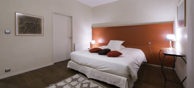 贝萨伊城堡酒店(Hôtel-Restaurant le Château de Besseuil, Mâcon Nord - Teritoria)图片