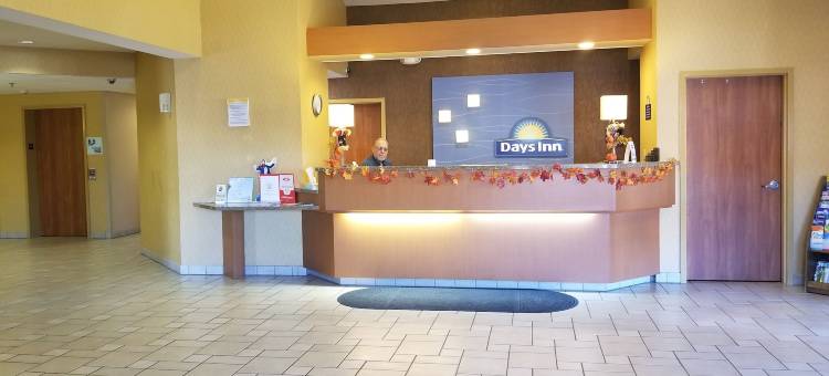 塔尔萨中心戴斯酒店(Days Inn by Wyndham Tulsa Central)图片