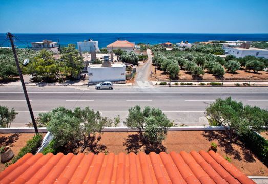 New Aurora Apts Studios Hotel Overview