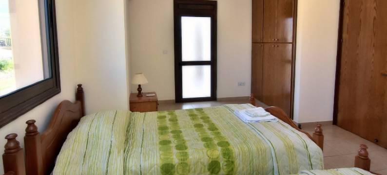 距离海洋仅50米的别墅，适合12人入住，Polis(Villa Only 50m to the Sea, Sleeps 12, Polis)图片