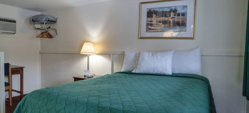 惠提尔山汽车旅馆(Mount Whittier Motel)图片