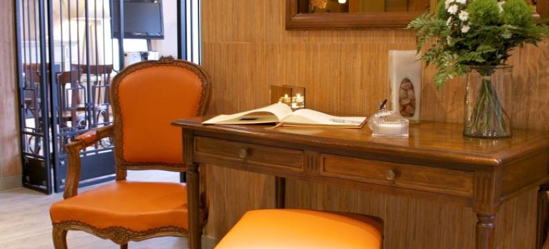 苏利酒店(Hotel Sully)图片