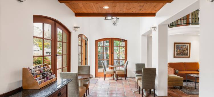 海港旁旅馆(Inn by the Harbor)图片