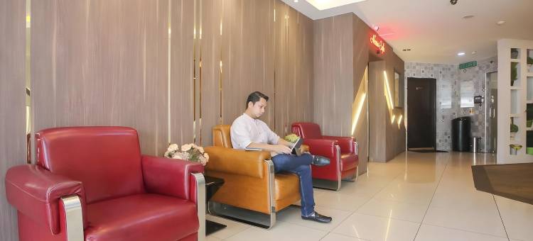 黄金纳斯梅尔酒店(Golden Nasmir Hotel)图片