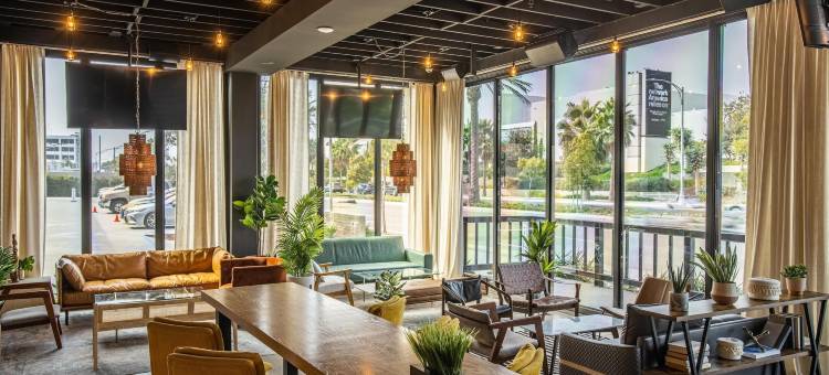 洛杉矶体育场区鲁姆酒店(The Lum Hotel Los Angeles Stadium District)图片