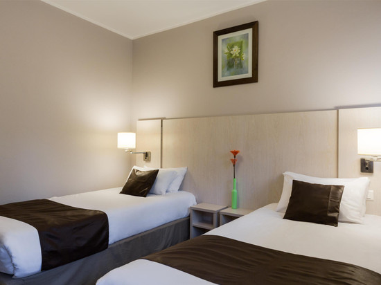 德勒北部拉多塞恩原生酒店