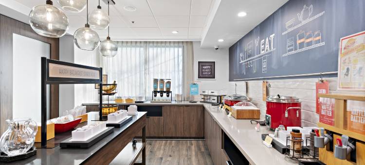 洛杉矶机场欢朋酒店，加州(Hampton Inn by Hilton Los Angeles Airport)图片