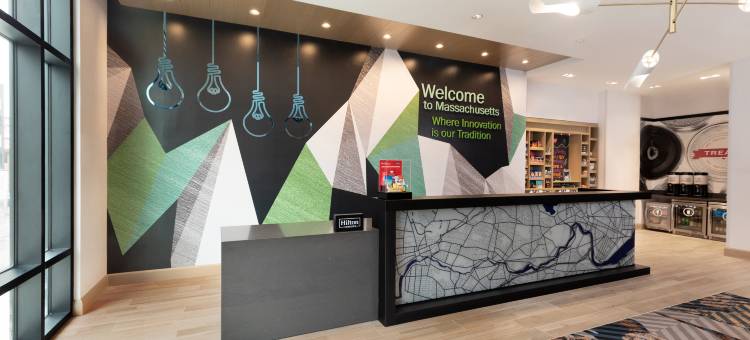 马萨诸塞波士顿沃特敦欢朋套房酒店(Hampton Inn & Suites by Hilton Watertown Boston)图片