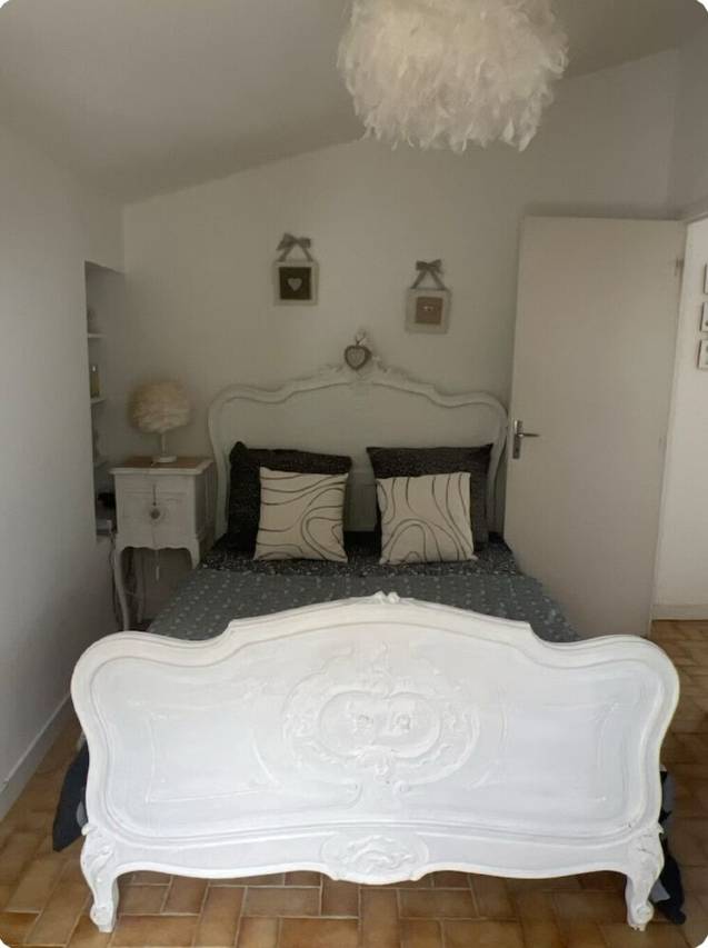 Small Charming House Very Quiet For 4 people near the beach