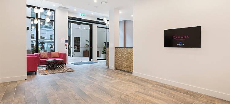 维多利亚西街华美达套房酒店(Ramada Suites by Wyndham, Victoria Street West)图片