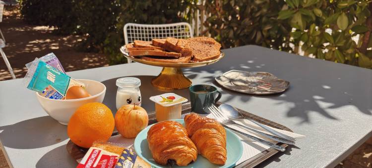 阿尔斯基里亚德直营酒店(Kyriad Direct Arpajon)图片