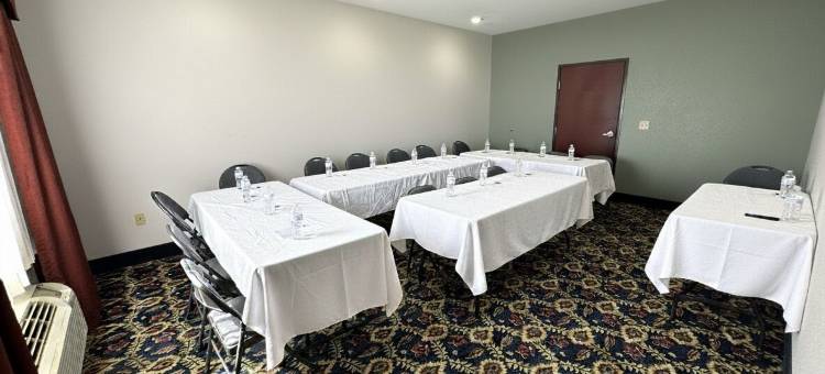 麦卡莱斯特品质酒店及套房(69号和270号公路)(Quality Inn & Suites McAlester on Hwy 69 & 270)图片