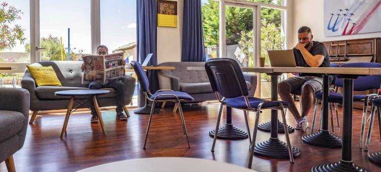 格瑞特马赛普罗旺斯机场酒店(Greet Hotel Marseille Provence Aéroport)图片