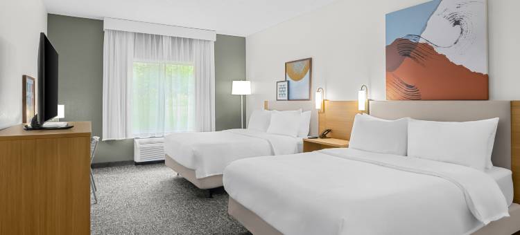 特拉弗斯城Spark酒店(Spark by Hilton Traverse City)图片