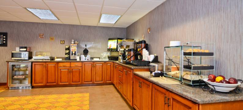 康拉德贝斯特韦斯特优质酒店(Best Western Plus Concord Inn)图片