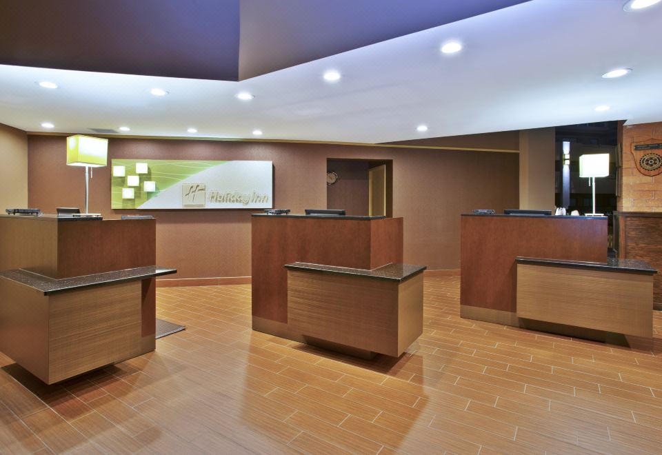 Holiday Inn Manitowoc Over view