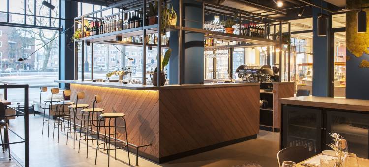 提尔站意识酒店(Conscious Hotel the Tire Station)图片