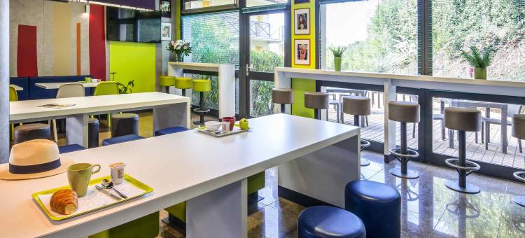 戛纳穆然宜必思快捷酒店(Ibis Budget Cannes Mougins)图片