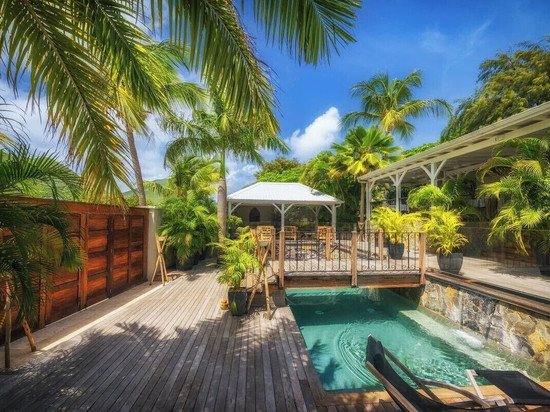 拉维拉荷花别墅