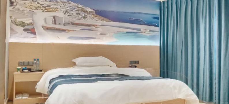 世界印象主题酒店(金堂大学城店)图片