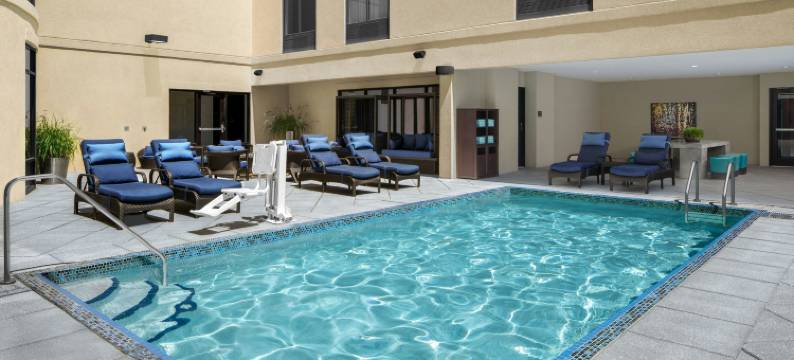 威尔明顿市中心/历史区万怡酒店(Courtyard Wilmington Downtown/Historic District)图片