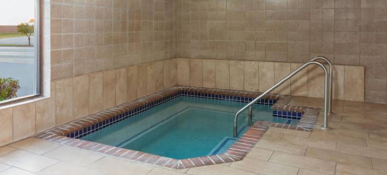 普利茅斯美吟温德姆酒店(AmericInn by Wyndham Plymouth)图片