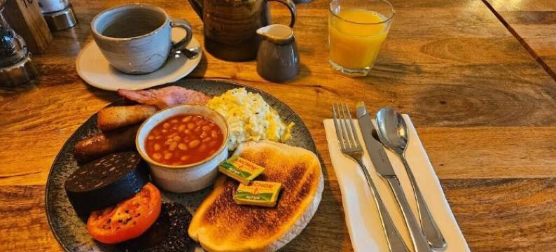 牡鹿酒店(The Stag Hotel and Mailmans Arms)图片