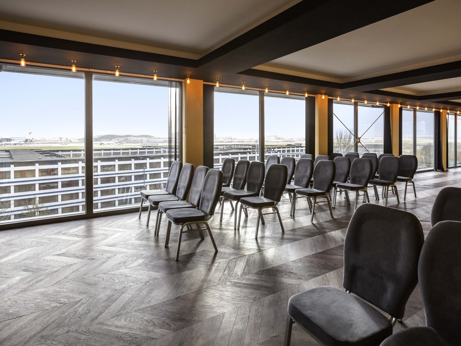 Novotel London Heathrow Airport T1 T2 and T3 Hotel Over view