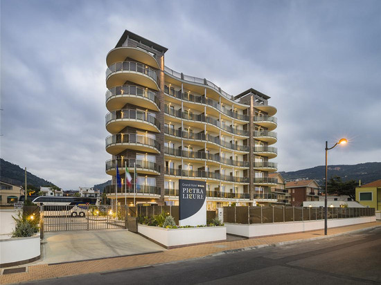 彼得拉利古雷大酒店