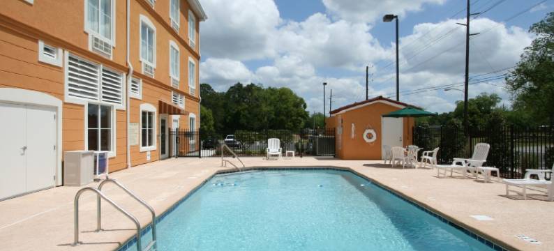 布拉克锡尔84高速公路舒适酒店(Comfort Inn Blackshear Hwy 84)图片