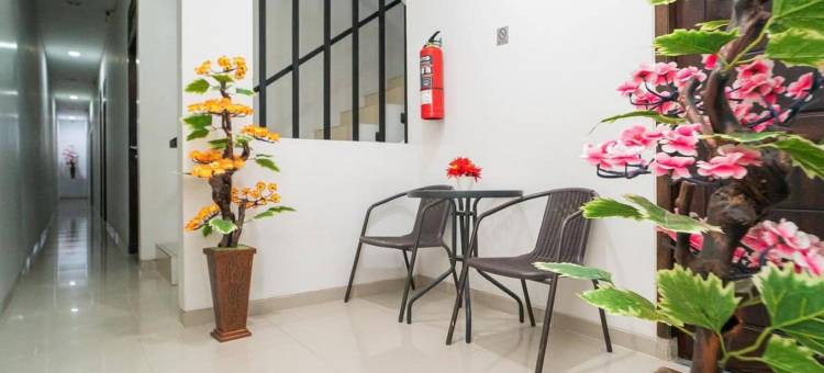 红门酒店@MERR龙骨特古农阿尼亚街(RedDoorz at Merr Rungkut Jl Gunung Anyar)图片