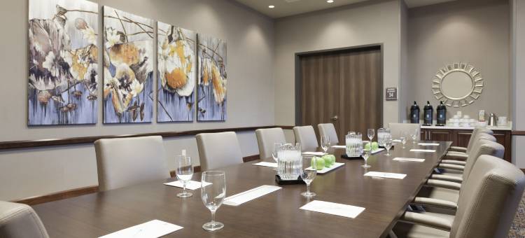 希尔顿安泊酒店-波特兰/希尔斯伯勒(Embassy Suites by Hilton Portland Hillsboro, Oregon)图片