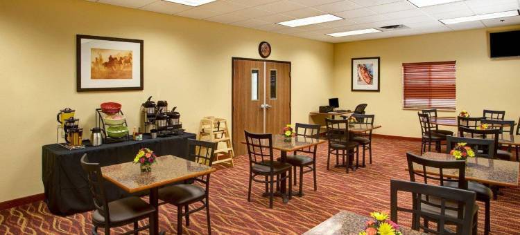 罗德威旅馆及套房菲利普斯堡(Rodeway Inn & Suites Phillipsburg)图片