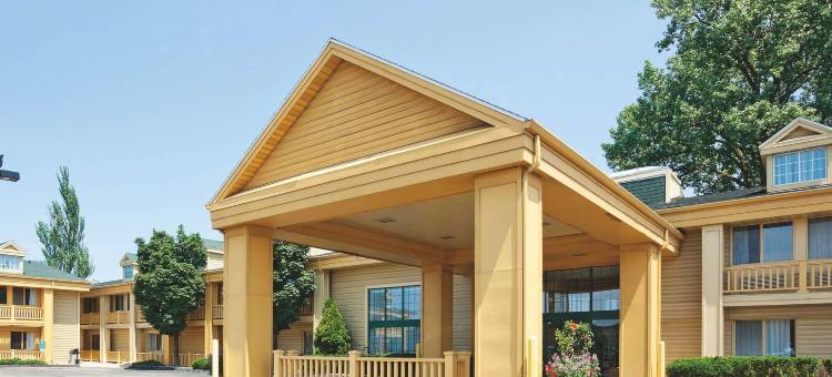 奥什科什拉昆塔温德姆酒店(La Quinta Inn by Wyndham Oshkosh)图片